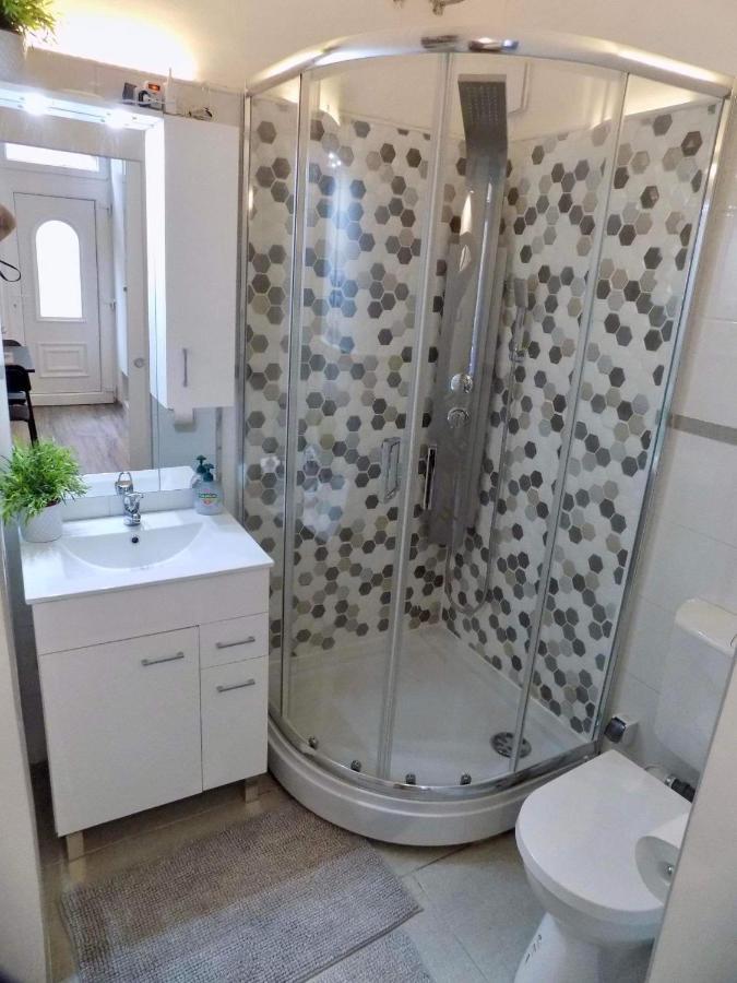 Leo22 Apartman Будапеща Екстериор снимка